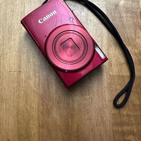 Canon PowerShot ELPH Series Compact Digital Camera - Red - Picture 5 of 8